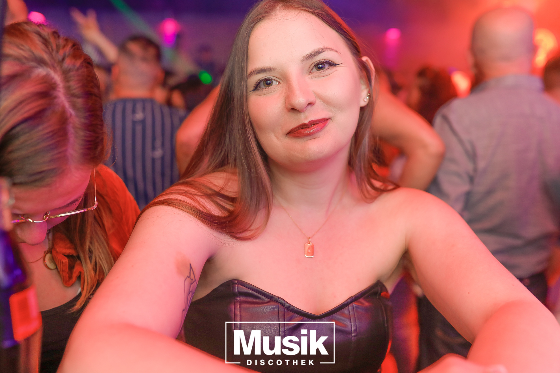 https://musik-discothek.disco2app.com/media/galleries/20/photos/2651.jpg