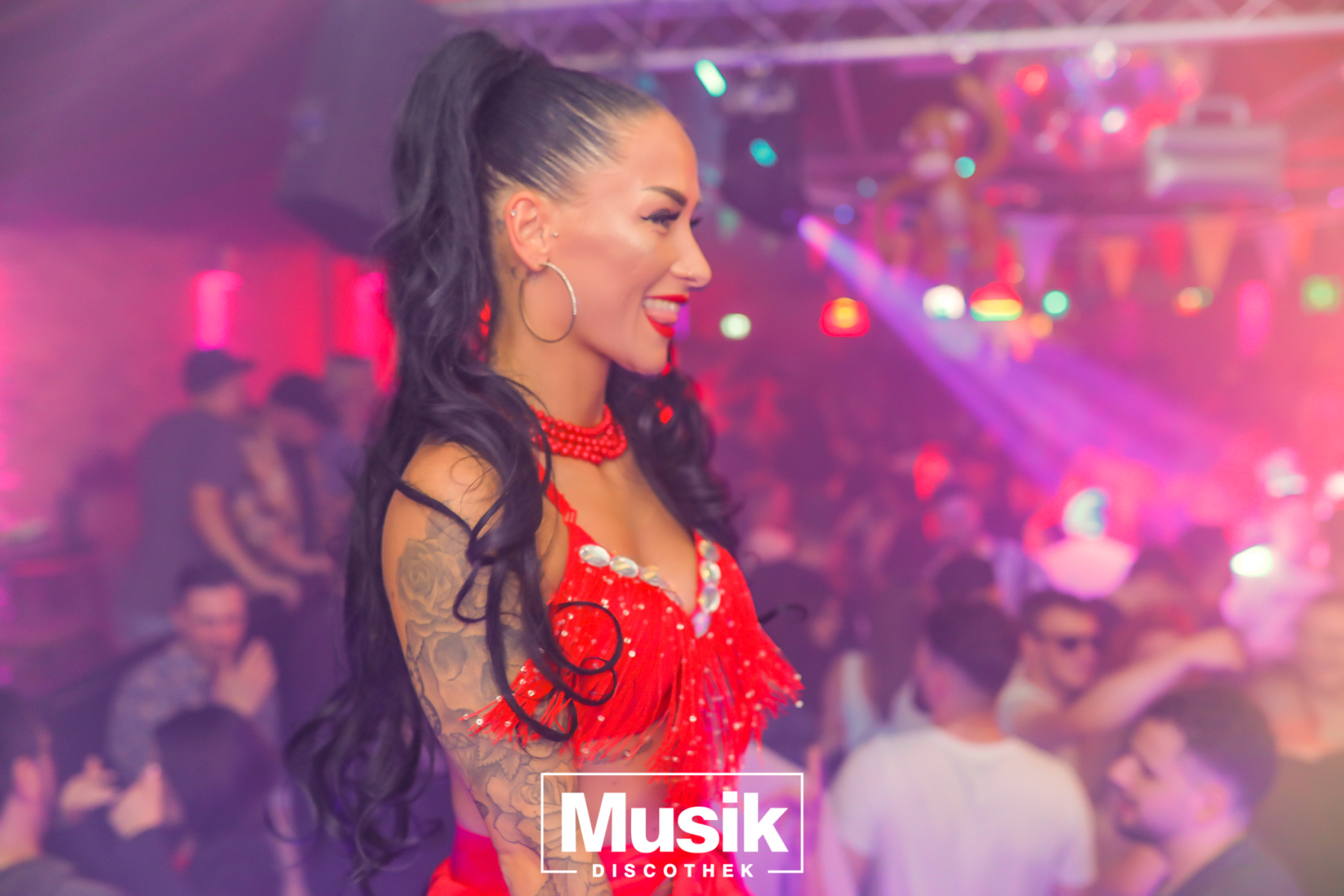 https://musik-discothek.disco2app.com/media/galleries/20/photos/2728.jpg