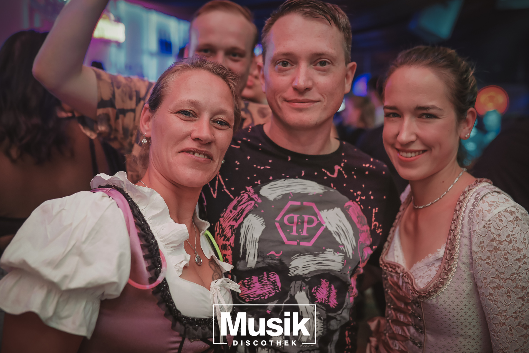 https://musik-discothek.disco2app.com/media/galleries/20/photos/3531.jpg