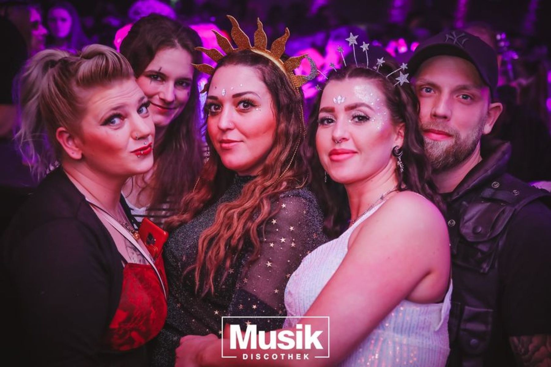 https://musik-discothek.disco2app.com/media/galleries/22/photos/010.jpg