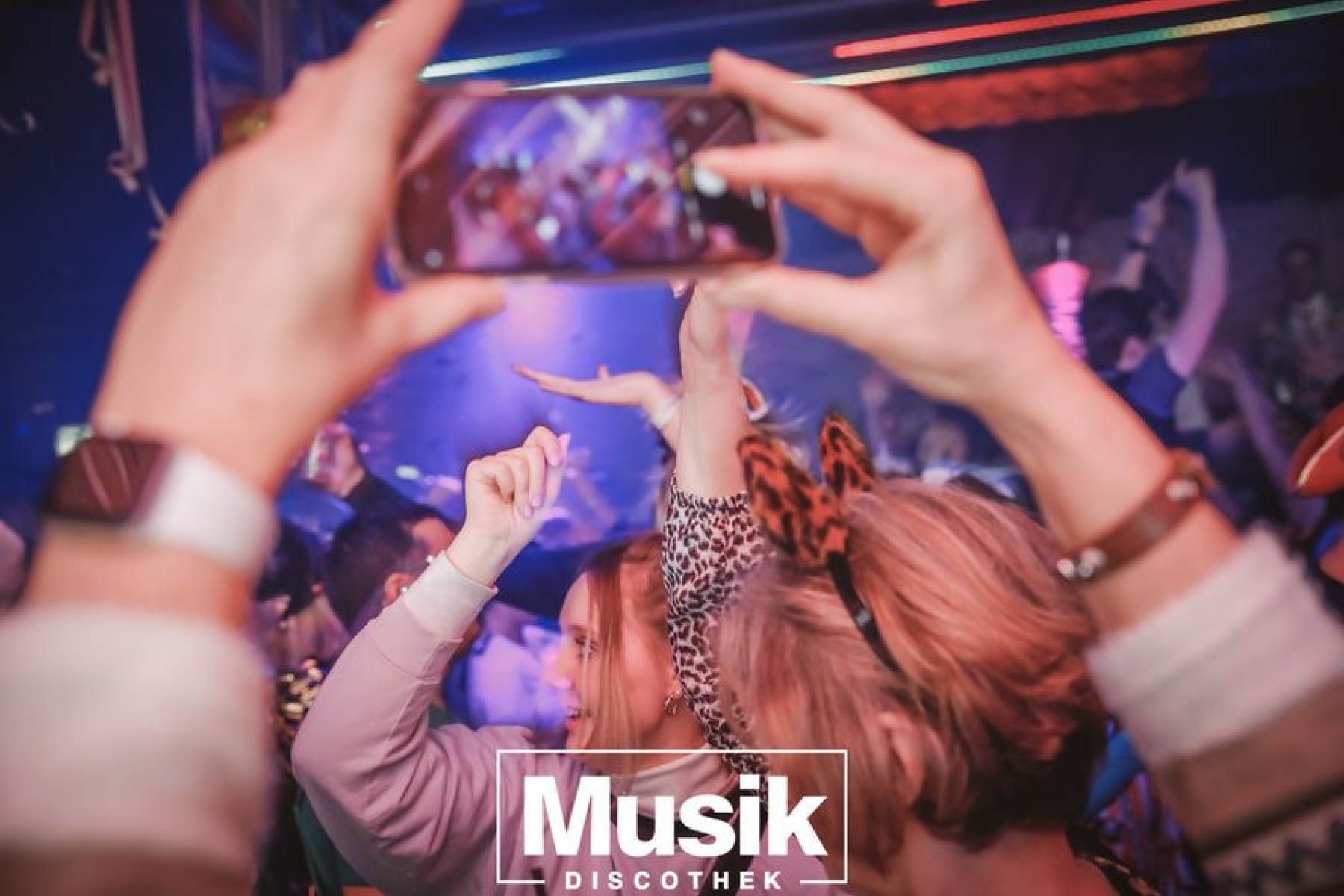 https://musik-discothek.disco2app.com/media/galleries/22/photos/247.jpg