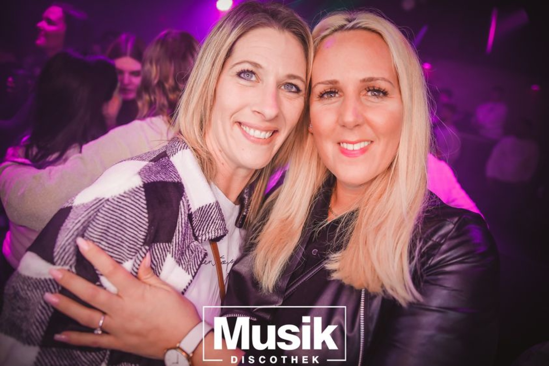 https://musik-discothek.disco2app.com/media/galleries/22/photos/306.jpg