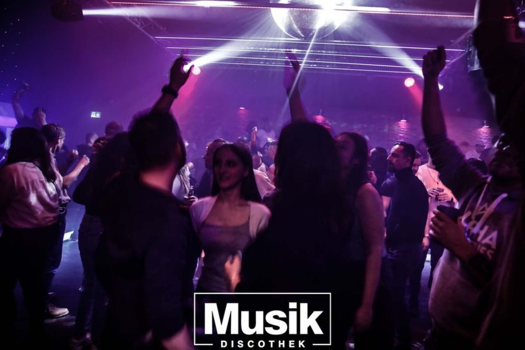 https://musik-discothek.disco2app.com/media/galleries/22/photos/354.jpg