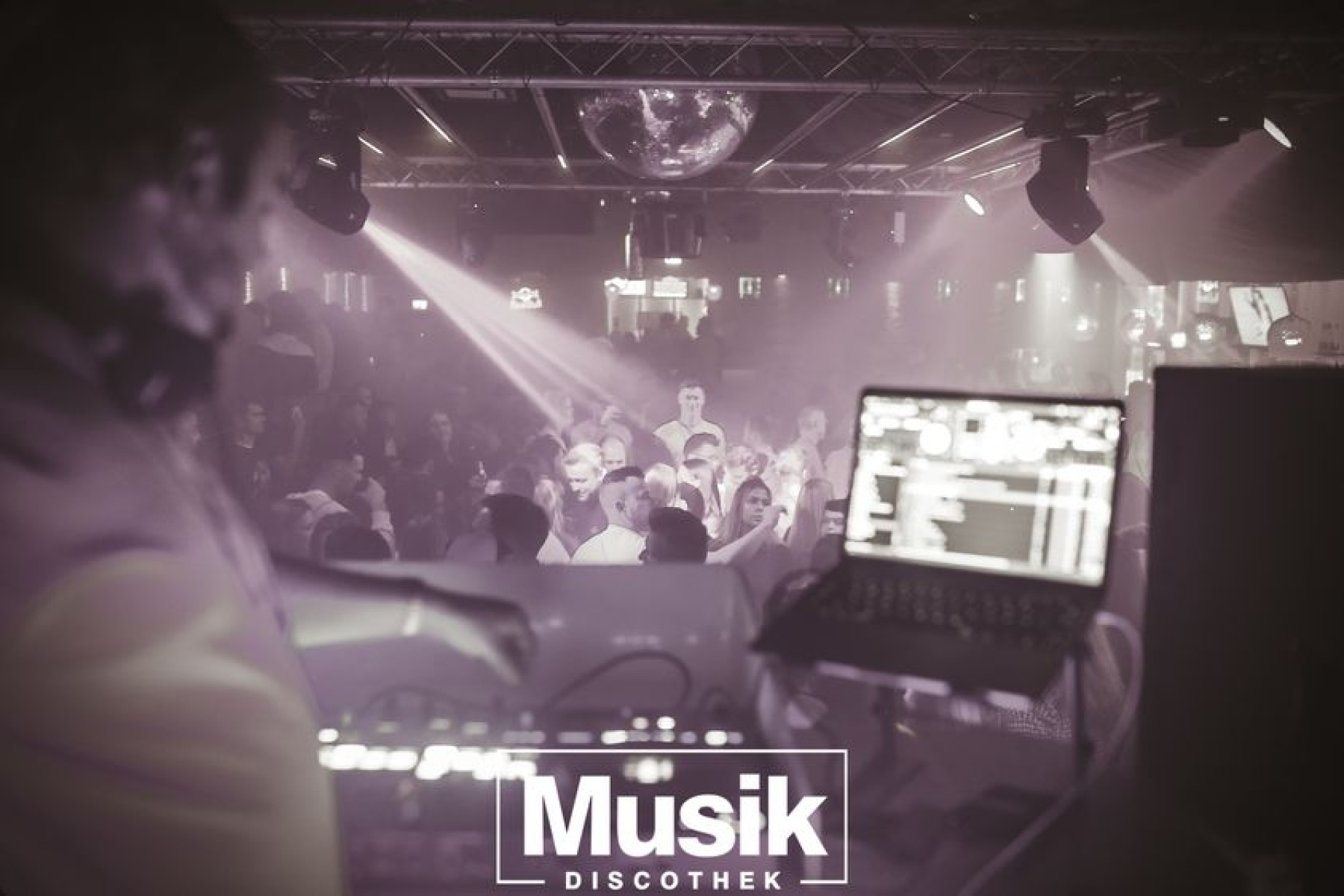 https://musik-discothek.disco2app.com/media/galleries/22/photos/371.jpg