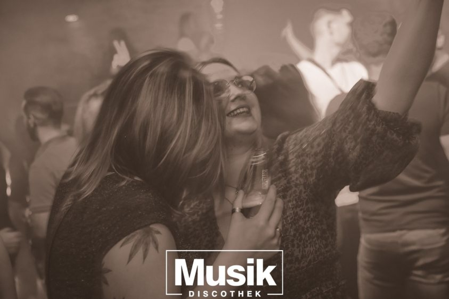 https://musik-discothek.disco2app.com/media/galleries/22/photos/387.jpg