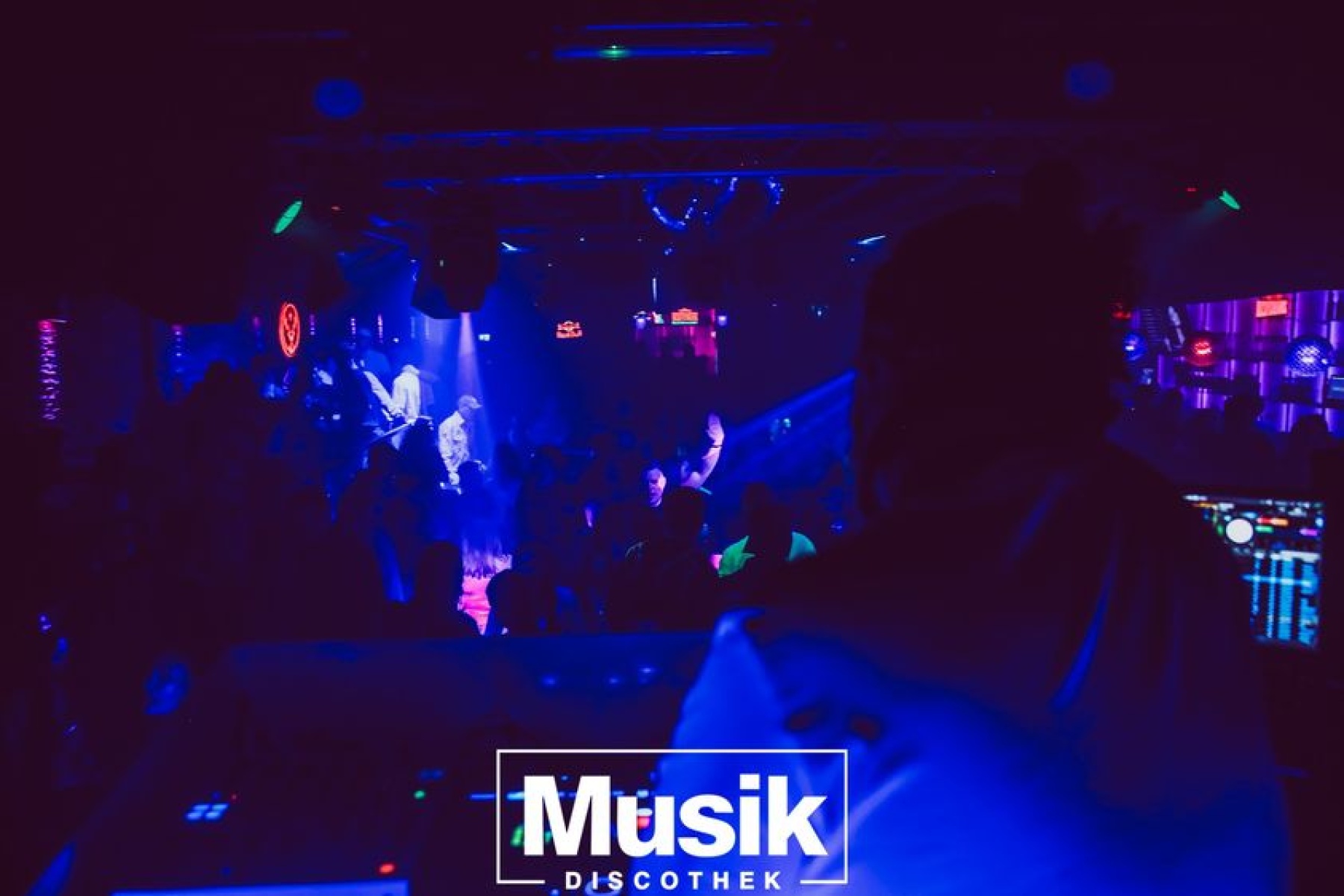 https://musik-discothek.disco2app.com/media/galleries/22/photos/417.jpg