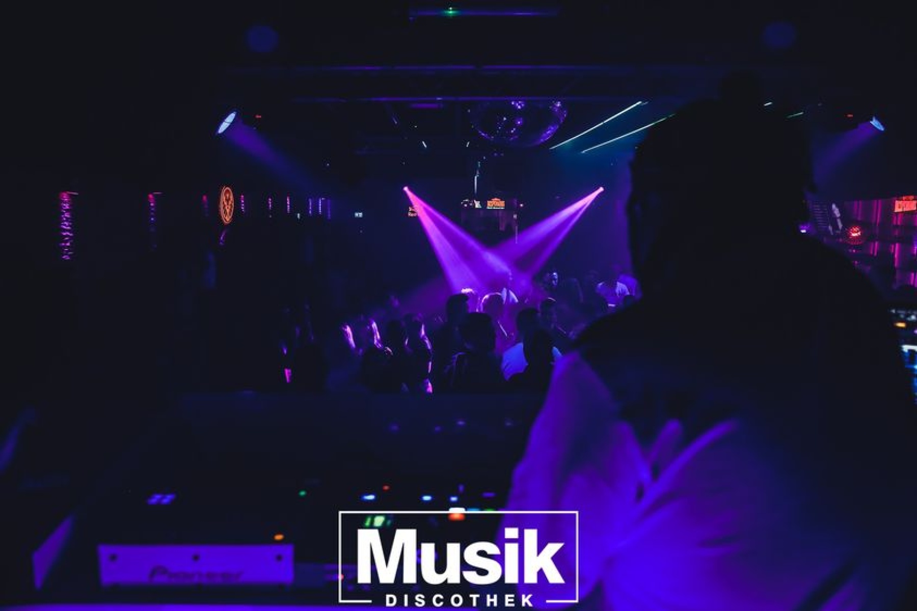 https://musik-discothek.disco2app.com/media/galleries/22/photos/431.jpg