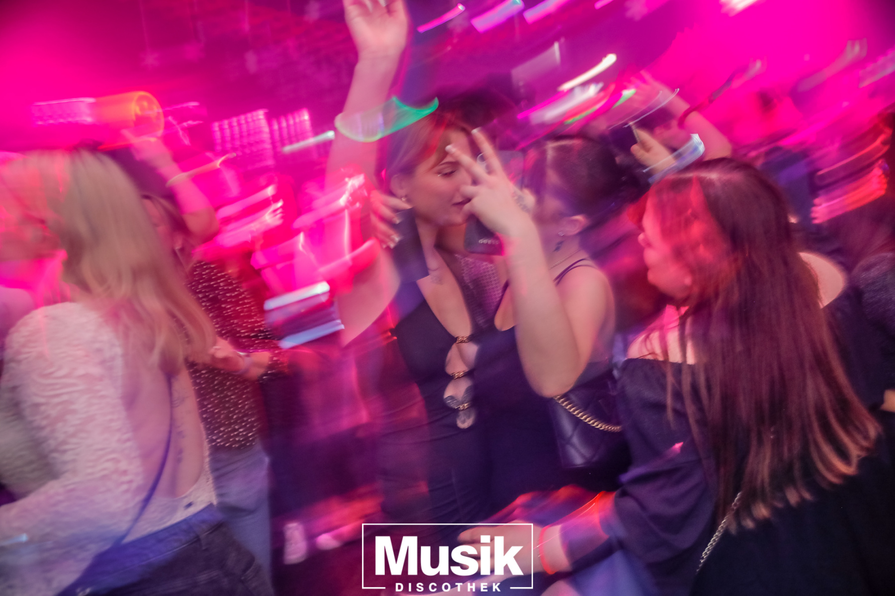 https://musik-discothek.disco2app.com/media/galleries/22/photos/758.jpg