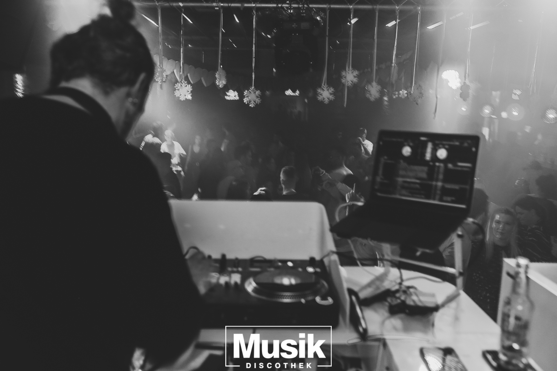 https://musik-discothek.disco2app.com/media/galleries/22/photos/770.jpg