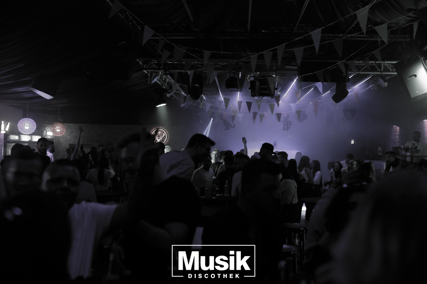 https://musik-discothek.disco2app.com/media/galleries/22/photos/945.jpg